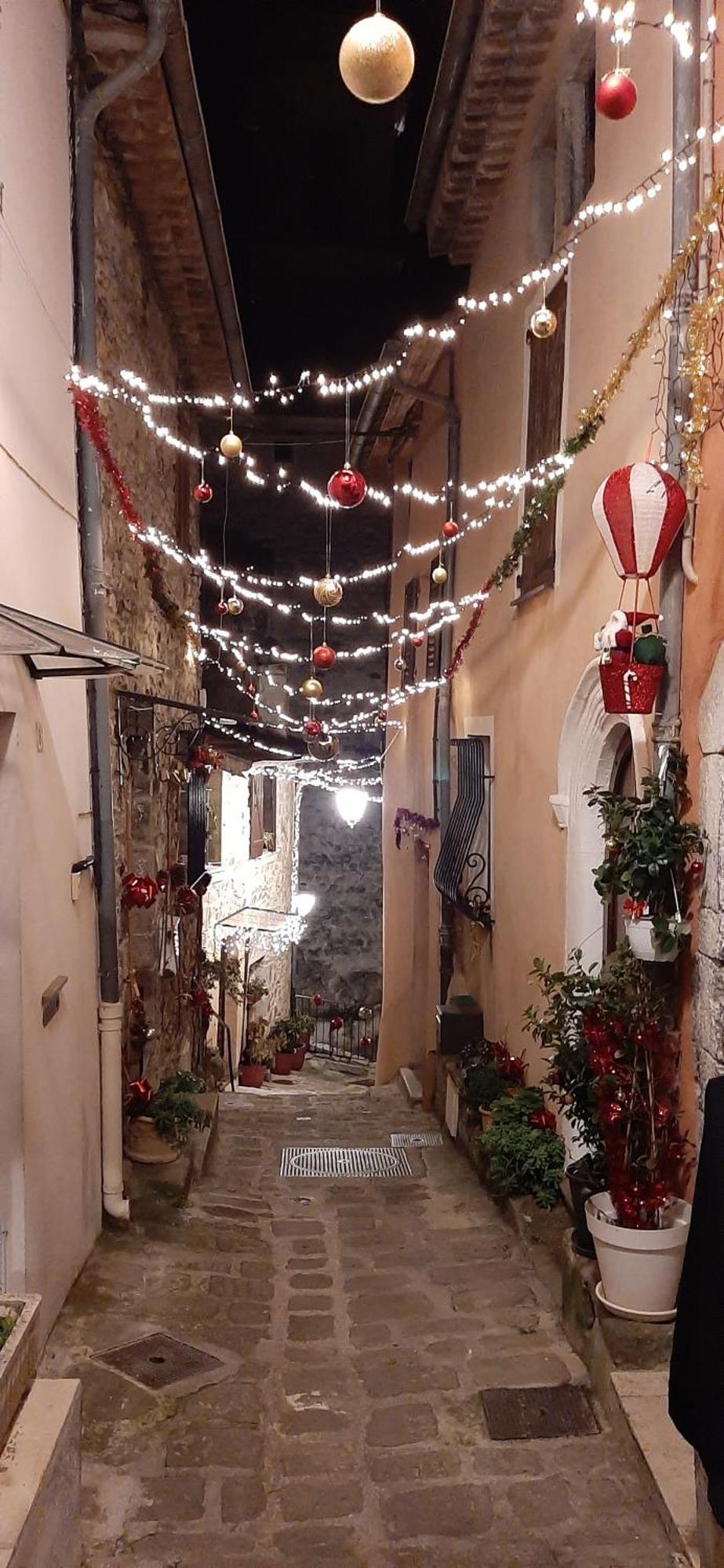 Gite Des Remparts Lucéram Esterno foto